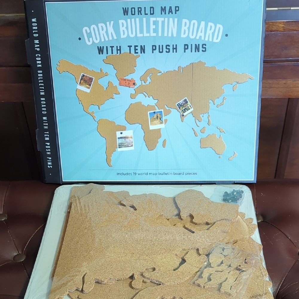 World Map Cork Bulletin Board with 10 Push Pins.  NWOT